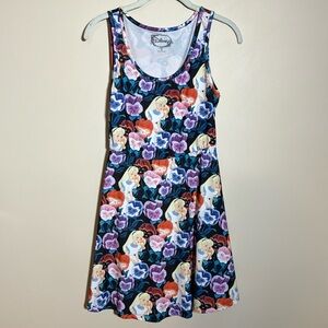 Disney- Alice in Wonderland Dress- size medium. Stretch material.